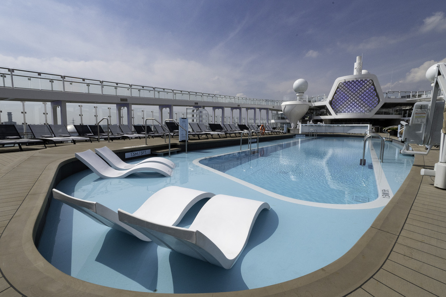 Celebrity Cruises, Celebrity Beyond, Resort Deck 8 ©CEL.jpg